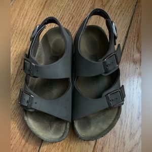 Mocha Birkenstock Roma Kids Size 10, (Worn)